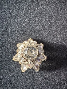 Crystal Starburst Brooch Pin - Clear Crystal